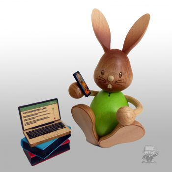 Kuhnert 52238 Stupsi Osterhase in Homeschooling mit Laptop
